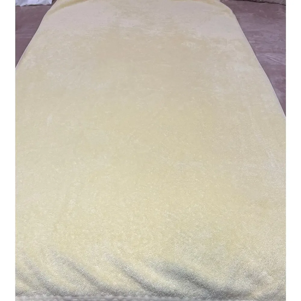 Garnet Hill Bath Towel Oversize Yellow Egyptian Cotton Plush Luxury 66 x 34 Inch